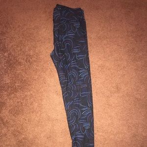 NWOT never worn!! LuLaroe TC leggings!!